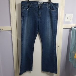 Euc. Old Navy Boot cut jeans.